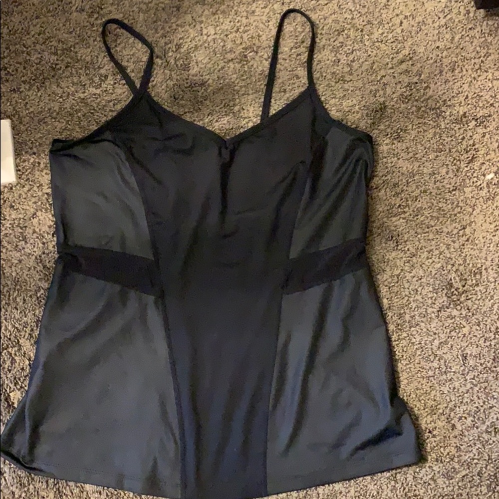 Fabletics Narwhal tank XL black lace top